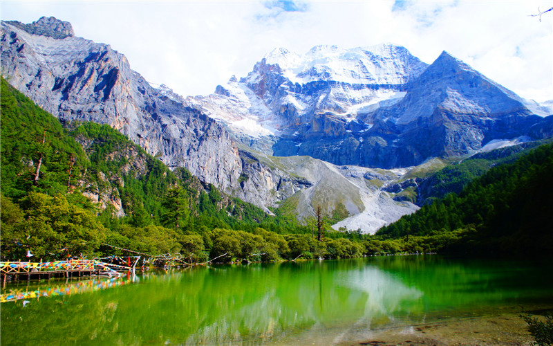 Pearl Lake(Zuomalacuo lake) of Yading Nature Reserve