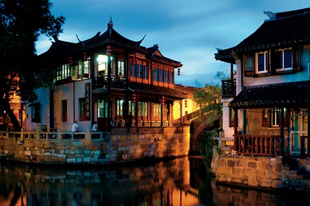 night of fengjing old town.jpg