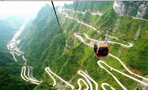 Avenue toward Heaven with 99 Turns.jpg