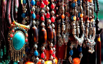 Jiuzhaigou Shopping Guide(2) - Artware