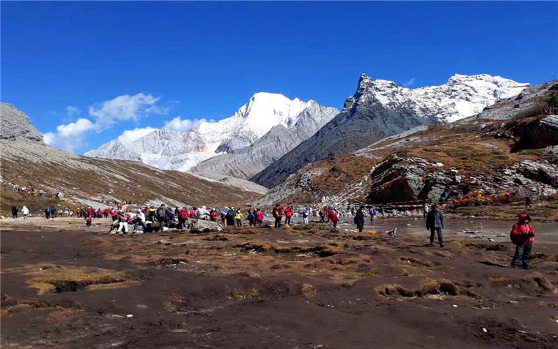 Eating while Travelling to Daocheng Yading